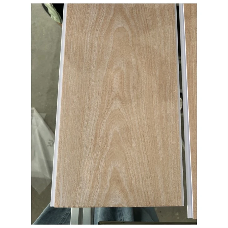 Painéal Uasteorainn PVC Teco PVC