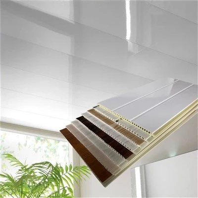 Teanga PVC saor agus uasteorainn groove