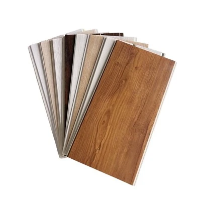 Bord Uasteorainn PVC
